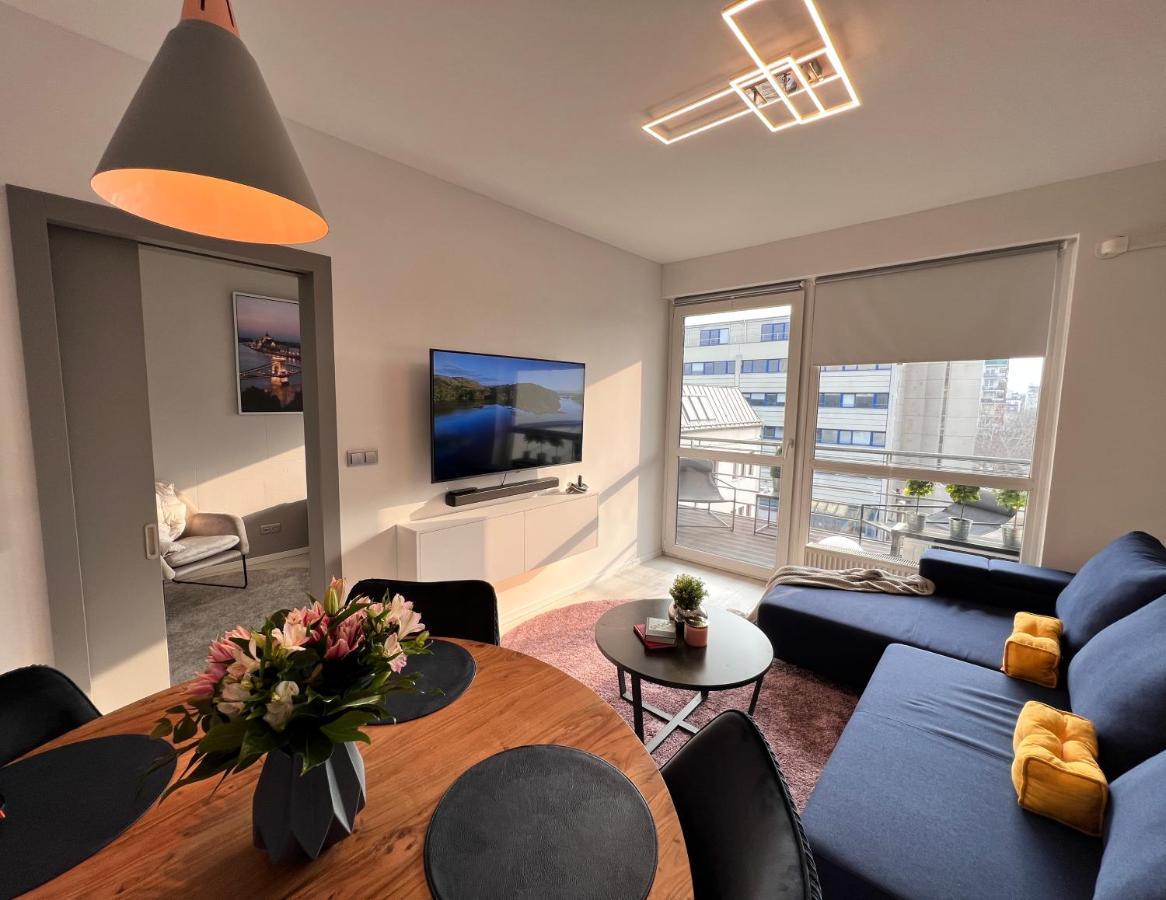 Suiteangel - Luxury Design Condo With Free Garage Budapest Ngoại thất bức ảnh